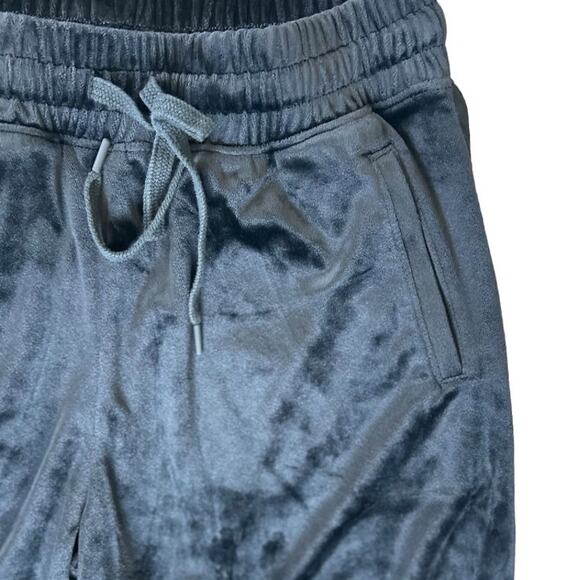 NWOT Offline by Aerie Black Velour Ankle Length Wide Leg Palazzo Pants Size Med - Picture 2 of 9